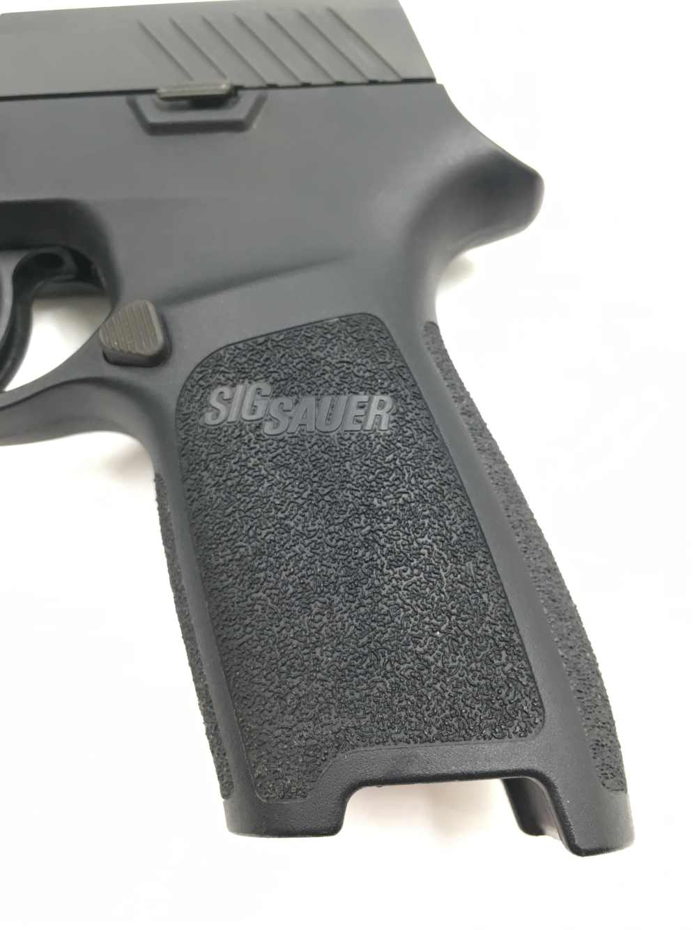 Sig Sauer P320 Carry 9mm Pistol with one Magazine and factory case-img-19