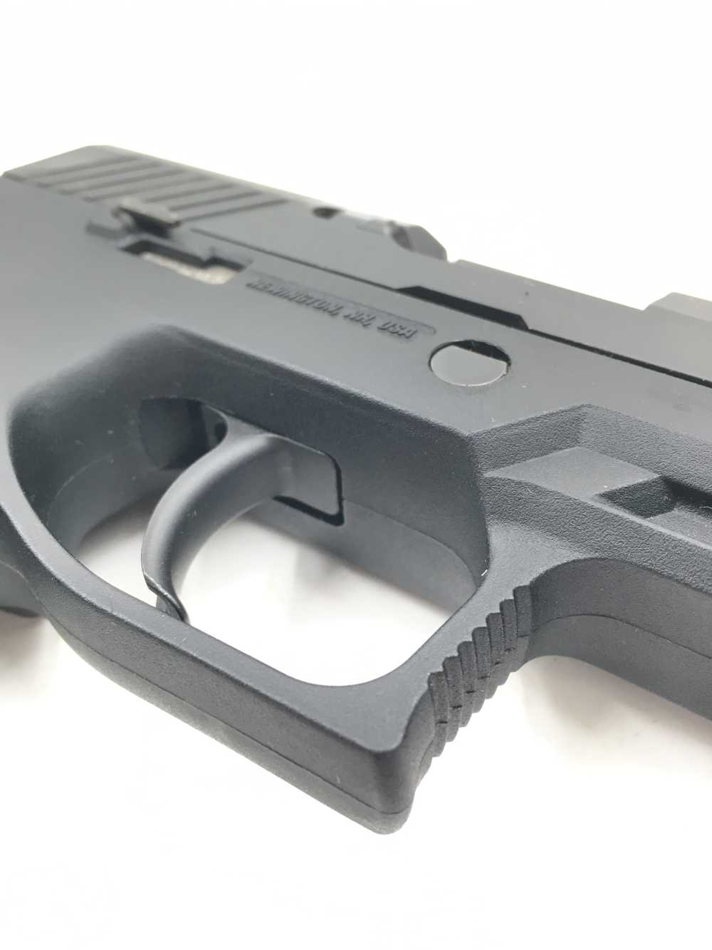 Sig Sauer P320 Carry 9mm Pistol with one Magazine and factory case-img-12