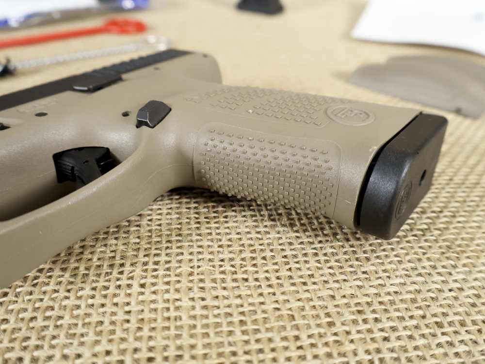 CZ P-10 C 9mm Semi-Auto 15+1 Two-Tone Handgun Black/FDE 2-Mags LNIB-img-15