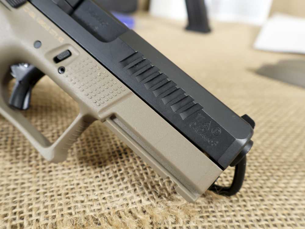 CZ P-10 C 9mm Semi-Auto 15+1 Two-Tone Handgun Black/FDE 2-Mags LNIB-img-10