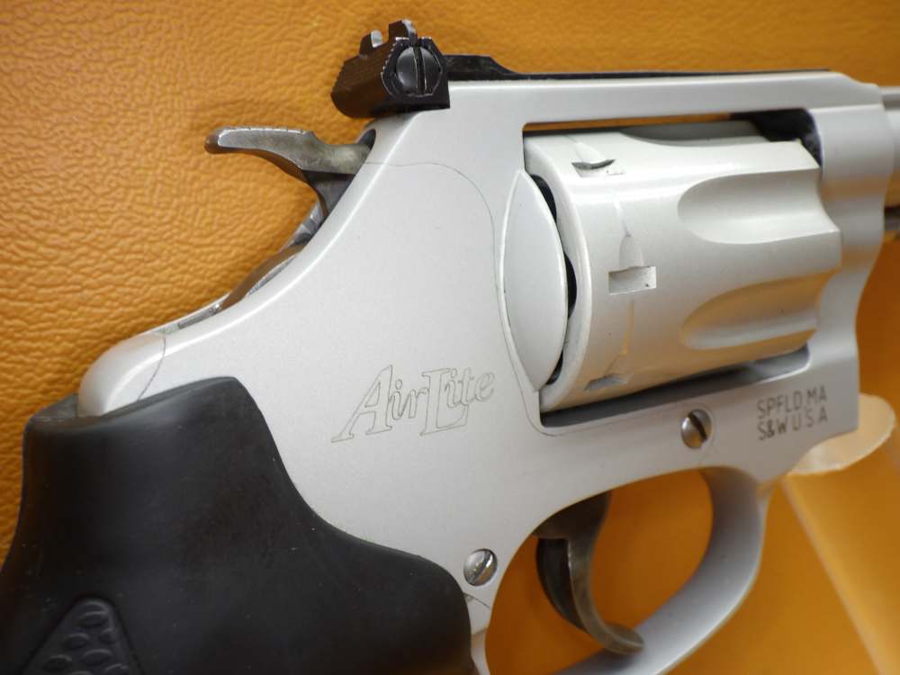 S&W 317-3 AirLite .22 LR 3" Bbl 8-Shot Light Weight Revolver w/Box-img-4