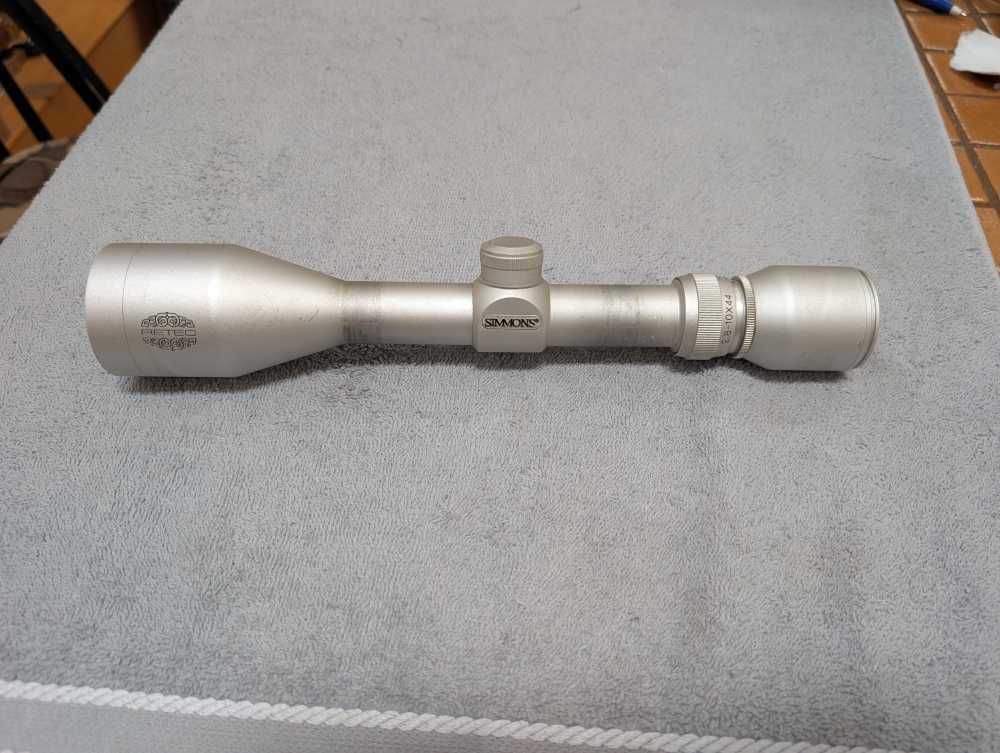 Simmons Aetec 2.8-10x44 Silver sharp lenses-img-0