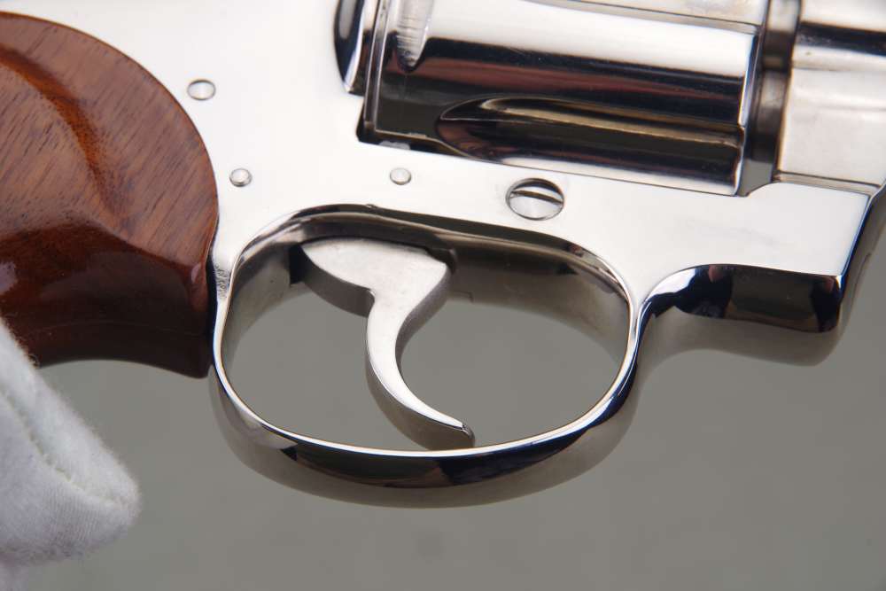 1978 Colt Diamondback 22LR 6'' Nickel 98%+ with Original Box & Papers-img-31