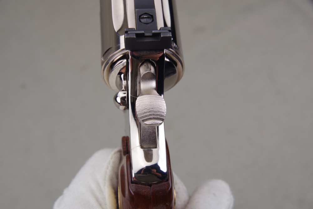 1978 Colt Diamondback 22LR 6'' Nickel 98%+ with Original Box & Papers-img-27