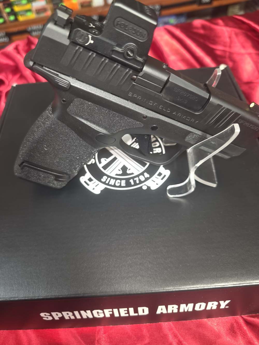 Springfield Hellcat with Holosun EPS CARRY Green Dot-img-4