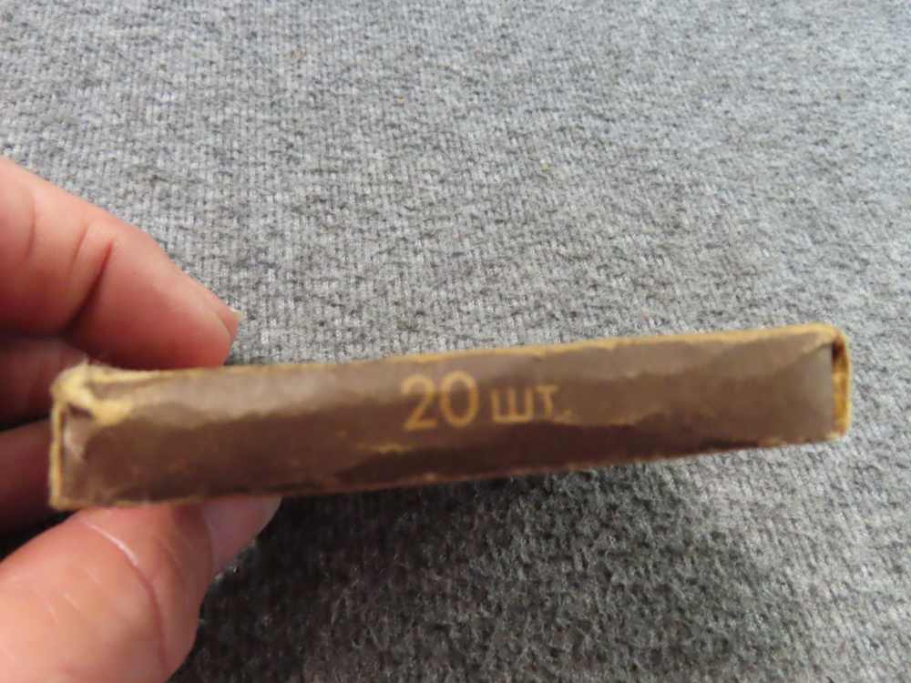 SEALED BOX OF 20 RUSSIAN CIGARETTES, UNKNOWN ERA OR CONDITION-img-2