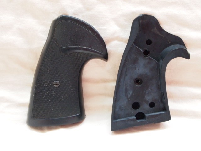 Colt J Frame (small frame) Pachmayr Grip-img-1
