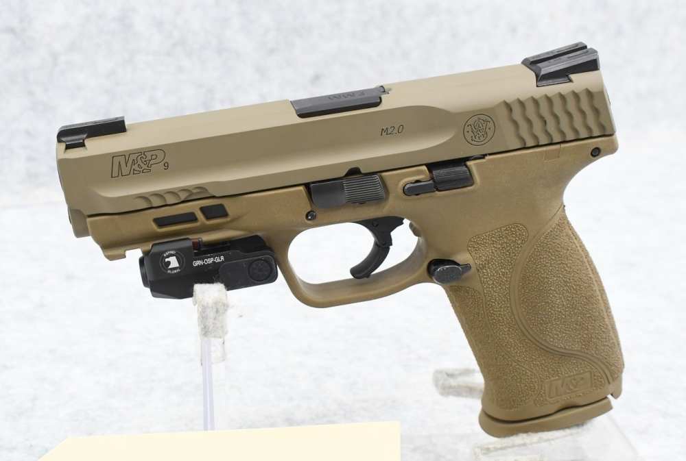 S&W M&P9 M2.0 9mm 4 FDE TruGlo TFX Night Sights Osprey Green Laser Like New-img-1