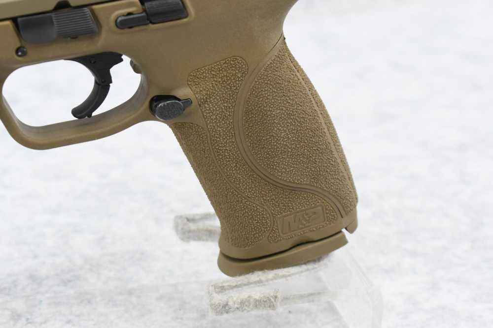 S&W M&P9 M2.0 9mm 4 FDE TruGlo TFX Night Sights Osprey Green Laser Like New-img-8