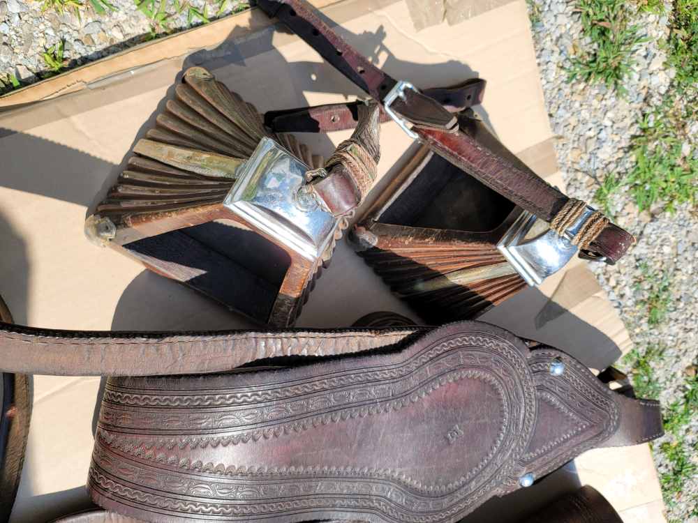 European Equestrian Armor, Tack & Saddle-img-14