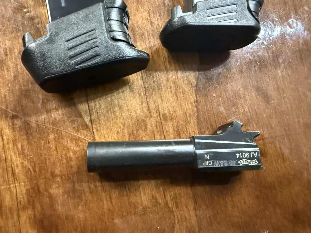 Preowned Walther PPS Gen 1 .40 caliber with night sights and more-img-11