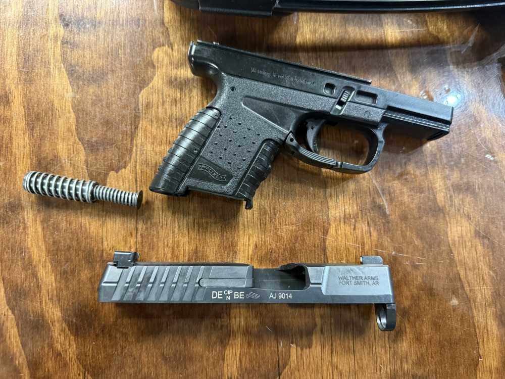Preowned Walther PPS Gen 1 .40 caliber with night sights and more-img-16