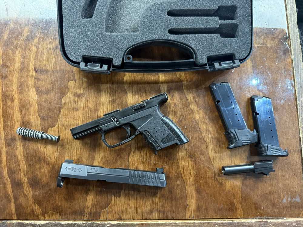 Preowned Walther PPS Gen 1 .40 caliber with night sights and more-img-23