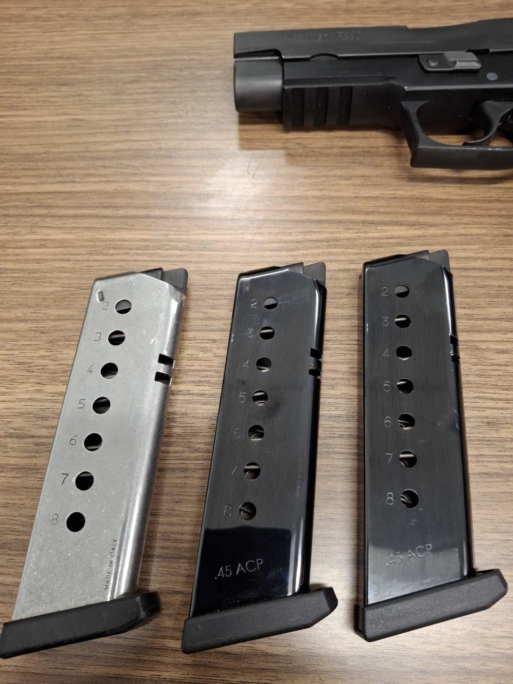 SIG Sauer P220 .45 ACP SIGLite Sights-img-18