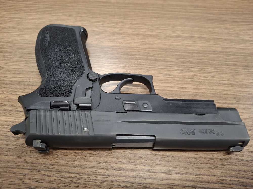 SIG Sauer P220 .45 ACP SIGLite Sights-img-2