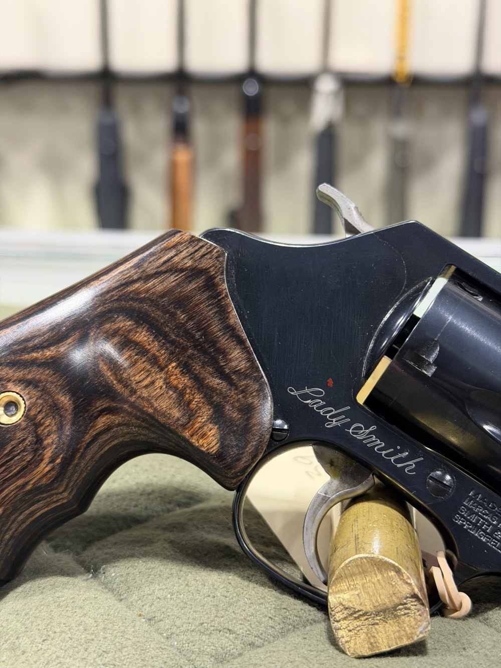 Smith and Wesson 36-10 Lady Smith -img-12