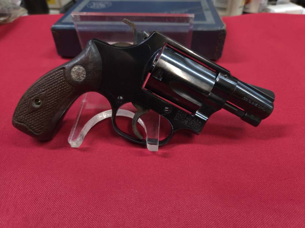 Smith & Wesson S&W 36 38 SPL Chiefs Special w/ Box Flat Latch 1960 C&R-img-7