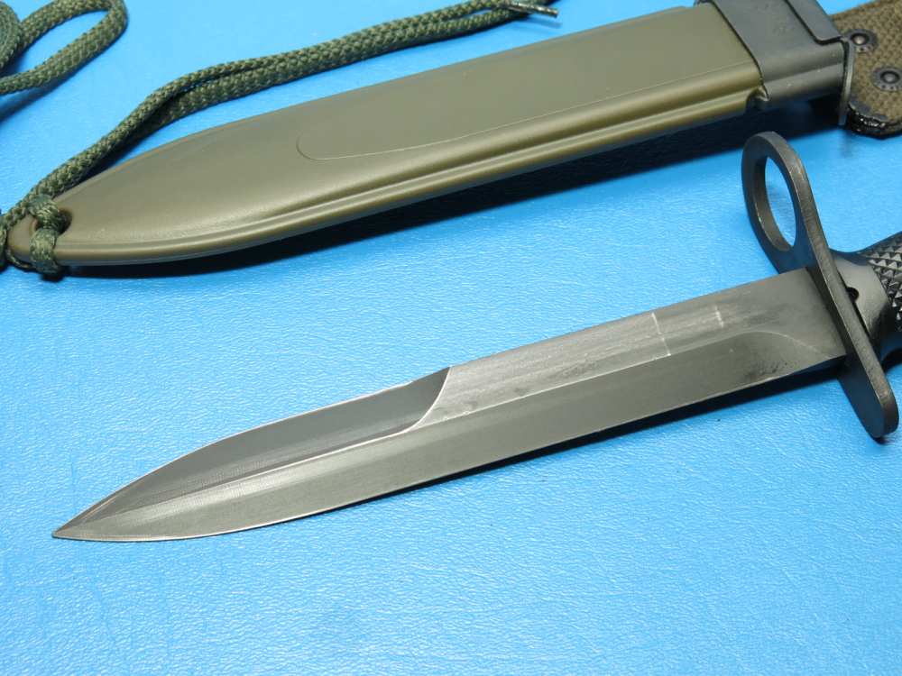 Vintage Eickhorn Solingen West German M16 M4 M7 Bayonet U.S. M8A1 Scabbard-img-9