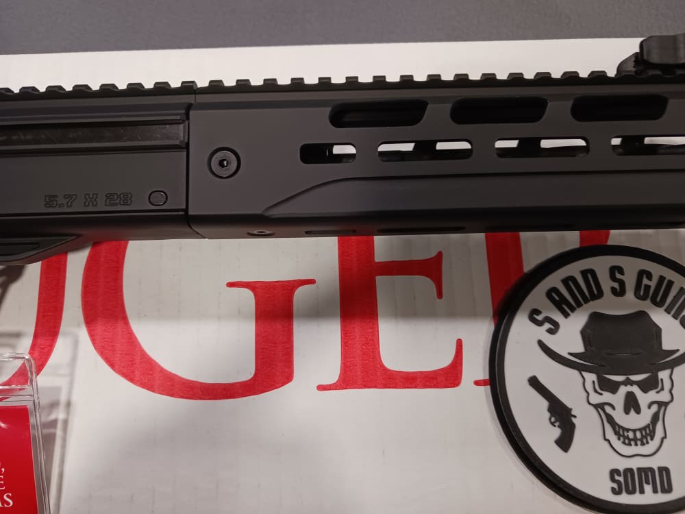 RUGER LC CARBINE 5.7x28MM 20+1 16" THREADED BARREL SEMI AUTO RIFLE NEW-img-4