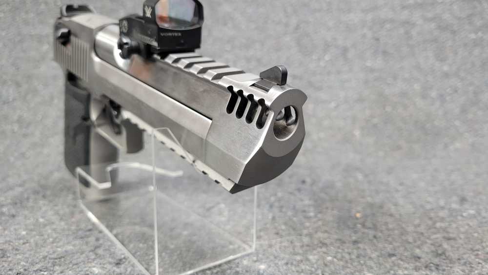 Magnum Research mdl. Desert Eagle Stainless Brake Cal. .50 AE TAKE A SHOT-img-5