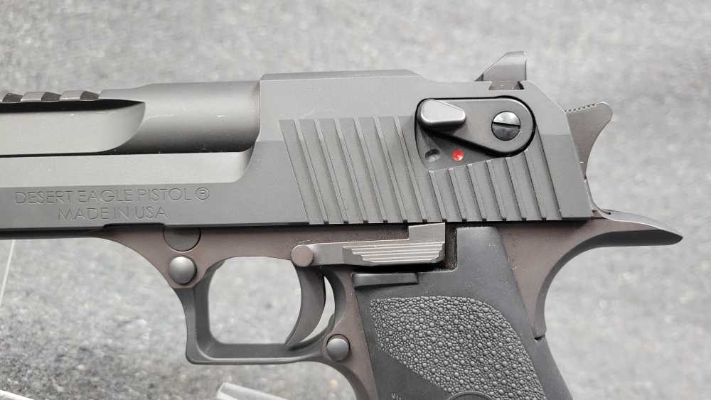 Magnum Research mdl. Desert Eagle Cal. .50AE TAKE A SHOT-img-13