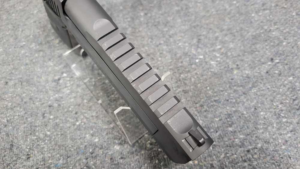 Magnum Research mdl. Desert Eagle Cal. .50AE TAKE A SHOT-img-6
