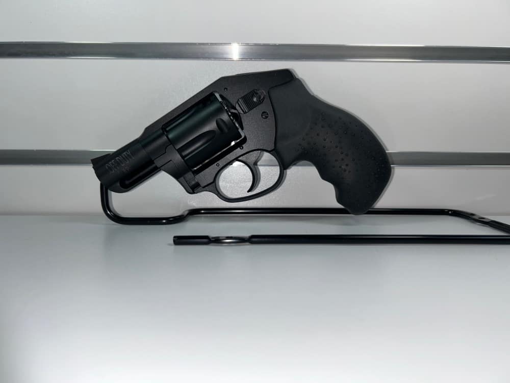 CHARTER ARMS OFF DUTY .38 SPL REVOLVER-img-1