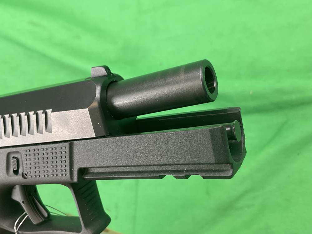 USED CZ USA P10 F P 10 9MM FULL SIZE P-10F Black Duty LE CCW Carry -img-10