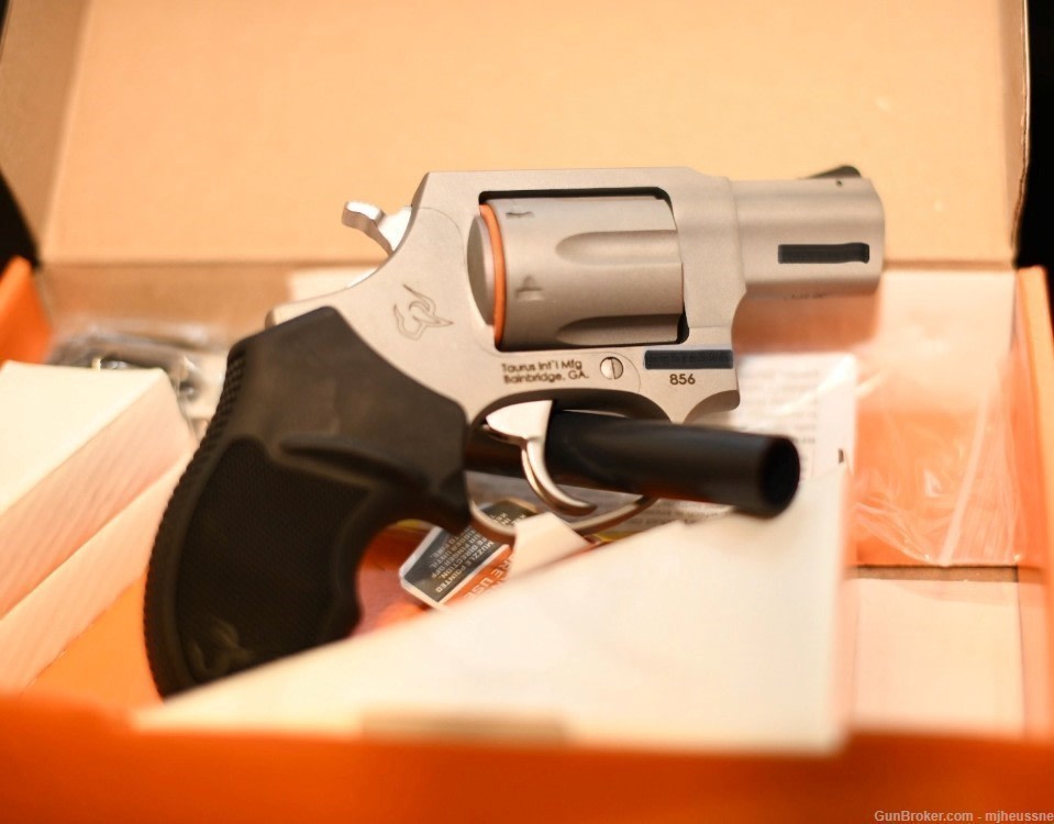TAURUS 856 38.Spl 2" 6 Rd Matte Stainless/Black 2-85629-img-0