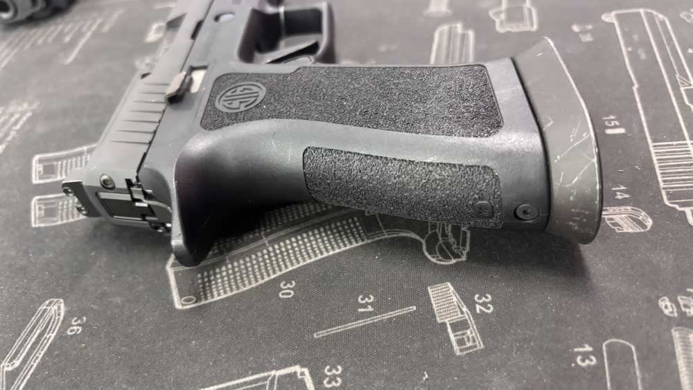 Sig Sauer P320x Carry Navy Seal 4.6” threaded barrel OR box 2 magazines -img-5