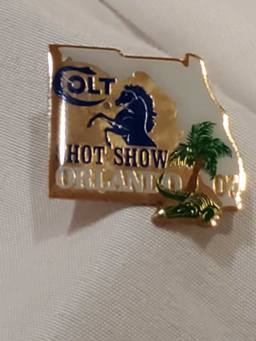 Colt Collectable Pins from Shot Show 2007 and American Flag-img-0