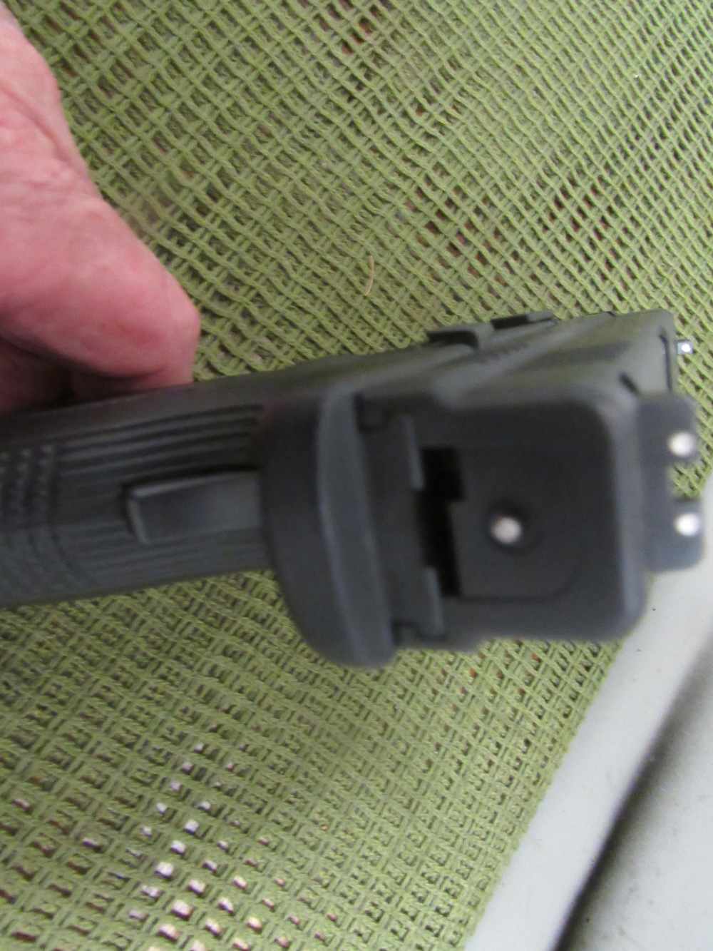 Springfield Armory XD-40 40 S&W 4" Striker Fired Semi-Automatic Pistol -img-20