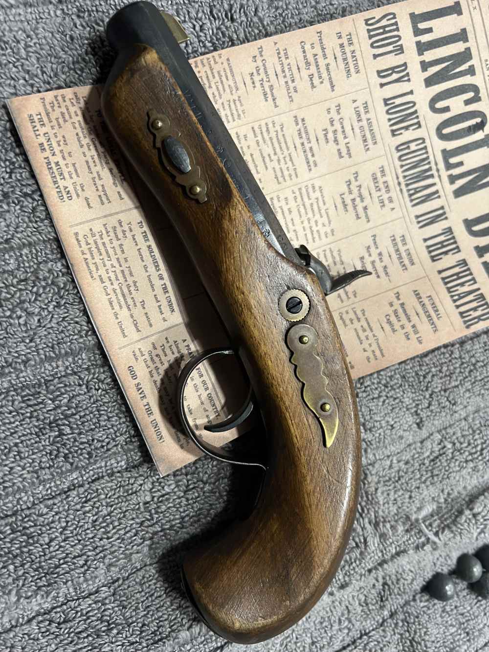 Lincoln Derringer-img-3