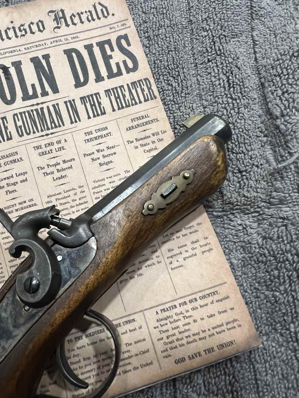 Lincoln Derringer-img-2