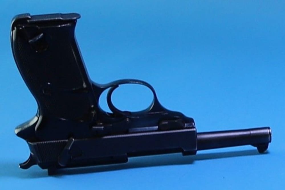 Walther P1, 9mm, 4.9" Barrel, DA/SA W/Safety, 1-8rd Magazine-img-4