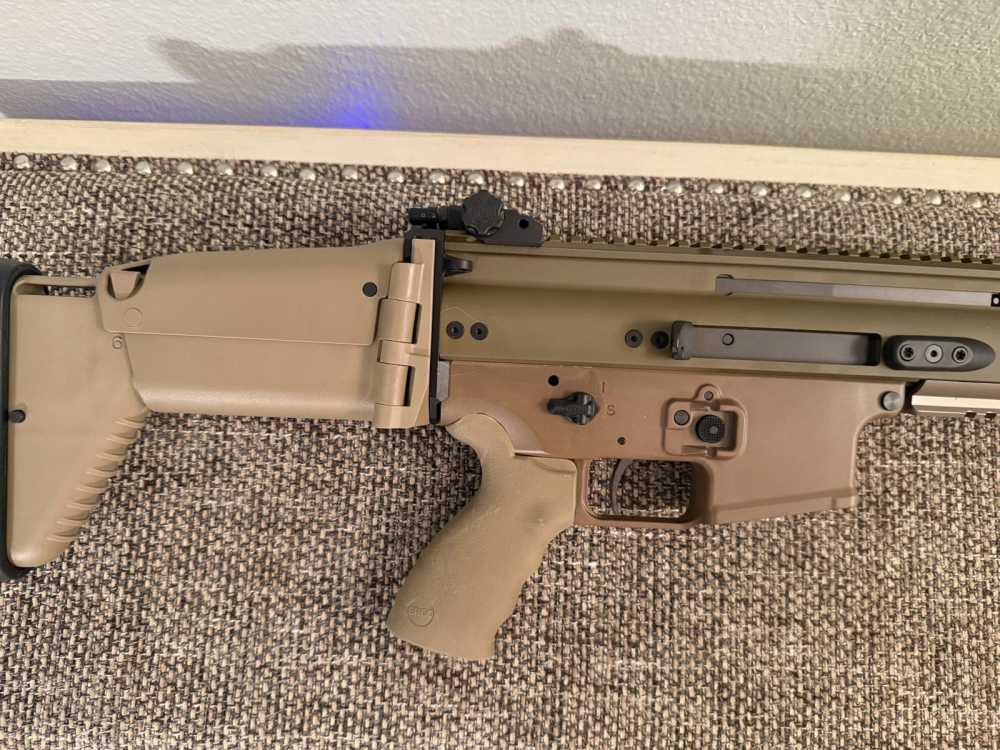 FN SCAR 16S FDE 5.56 with Upgrades, Rifle Case, Like New!-img-5