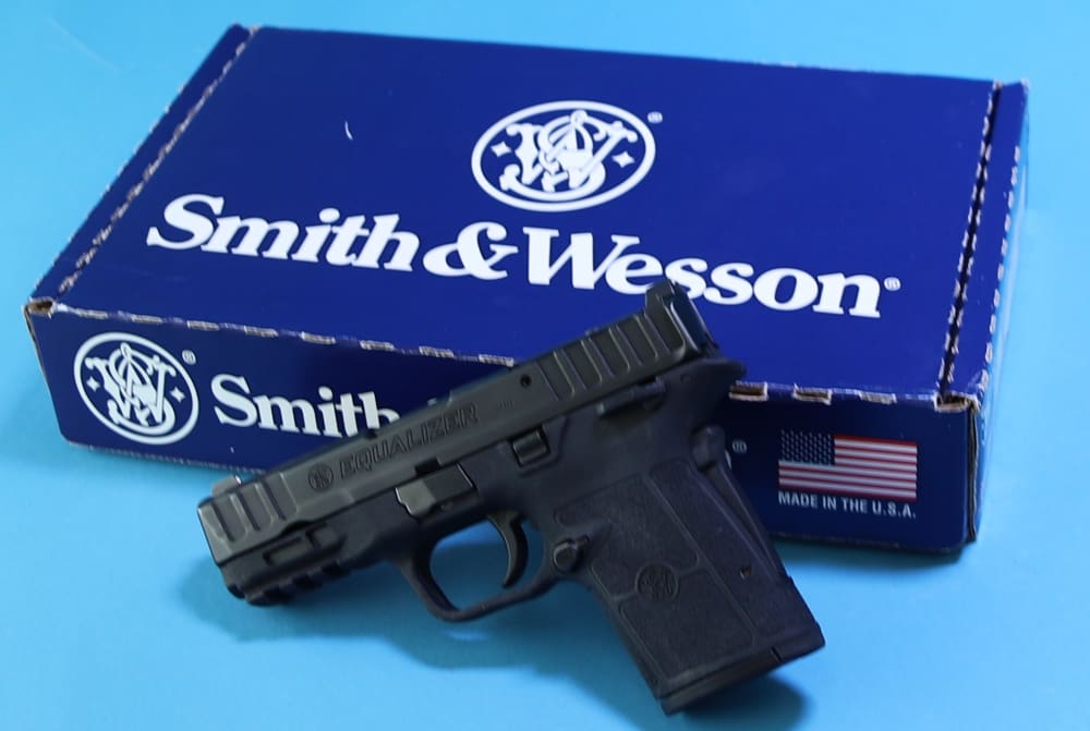 Smith & Wesson S&W Equalizer 9MM, 3 Mags, Thumb Safety, Optic Ready-img-6