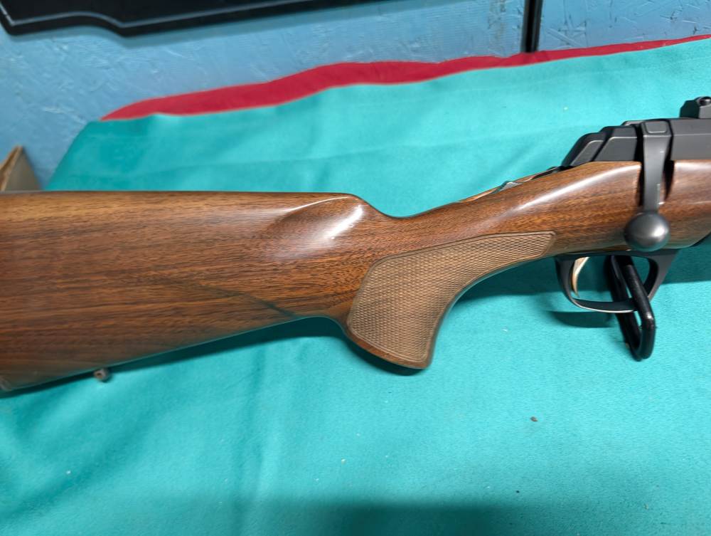Browning X Bolt 300 Win Mag 26" Matte Walnut stock w mag nice!-img-3