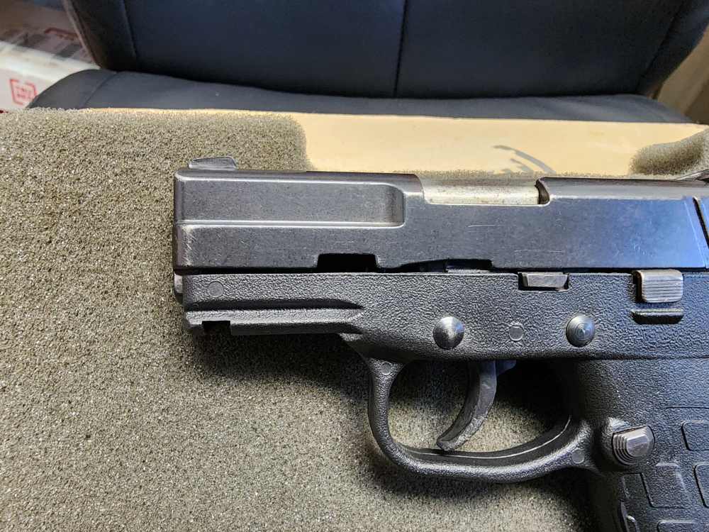 PICS! USED KELTEC PF-9 9MM PISTOL 3" CARRY BELT CLIP 22 CONVERSION KIT 22LR-img-11