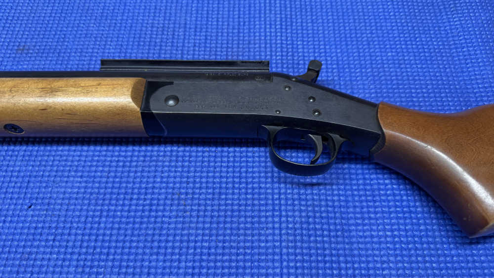 H&R Ultra Slug 12 Ga Single shot shotgun 24" barrel-img-8