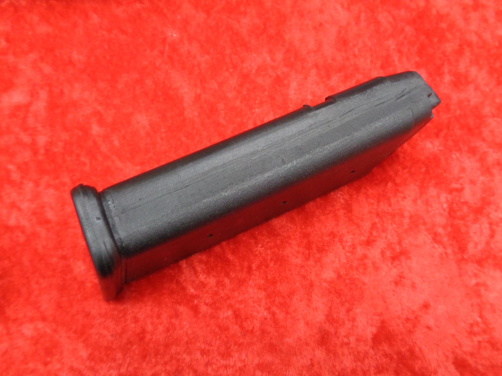 1989 GLOCK 17L Long Slide Original Tupperware Box U Notch Mag GEN I TRADE-img-24