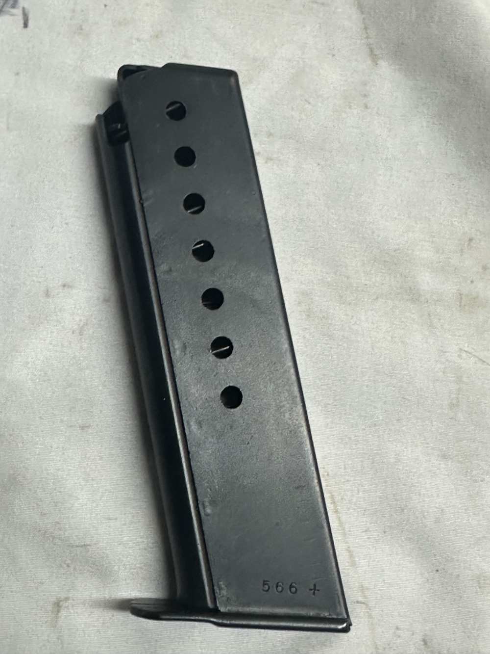 480 MAGAZINE 566+ P38 EXCELLENT CONDITION-img-0