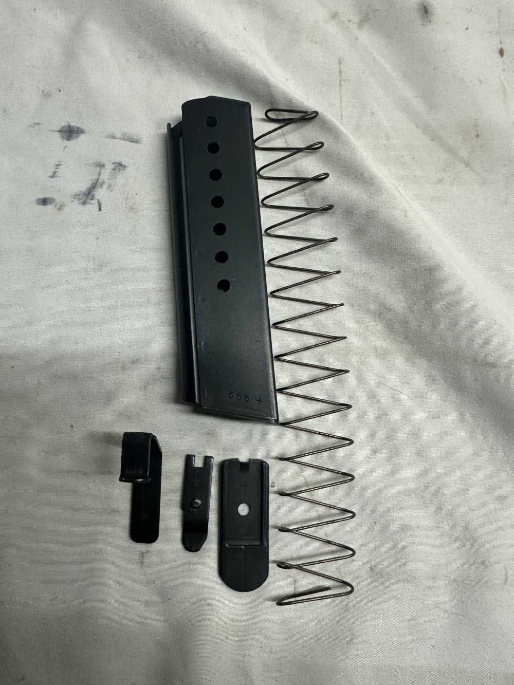 480 MAGAZINE 566+ P38 EXCELLENT CONDITION-img-7