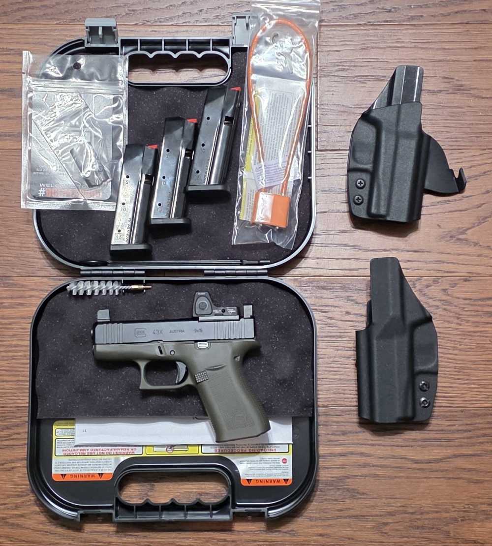 Glock G43X MOS with Trijicon RMR CC and Extras-img-0