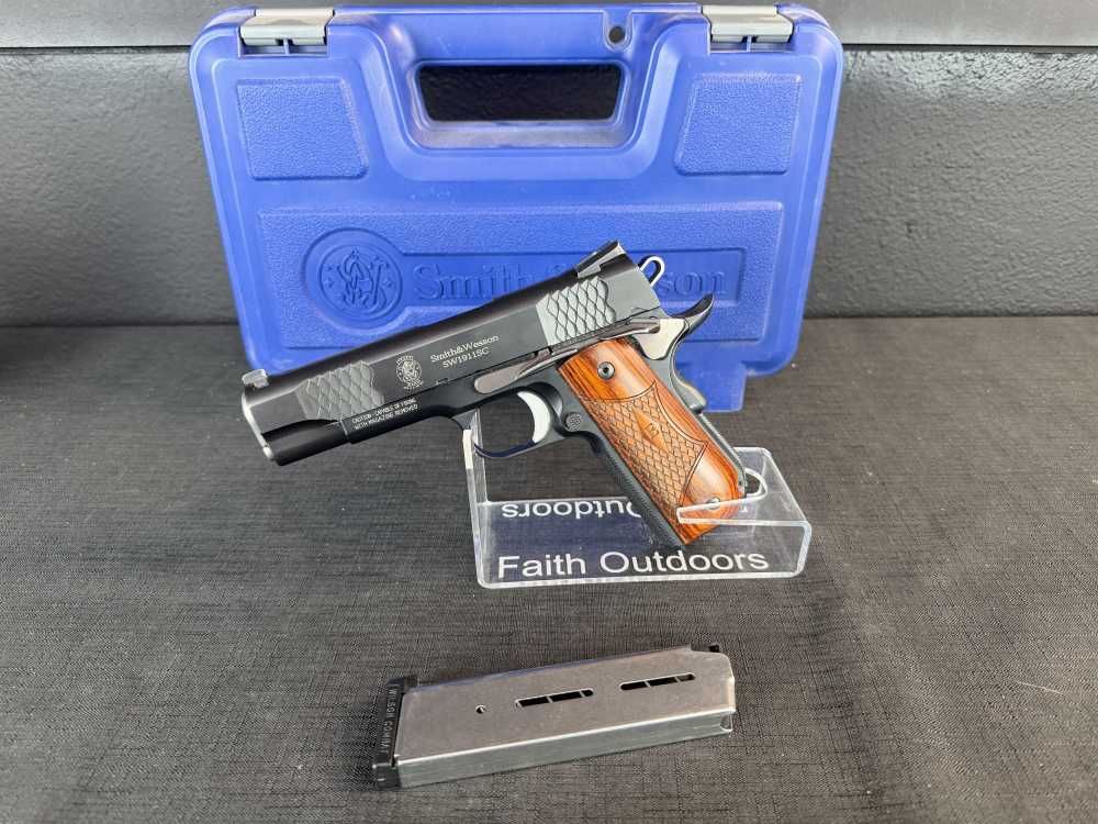 Smith & Wesson 1911 SC E-Series .45 ACP 4.25" Black/Stainless Original box-img-0