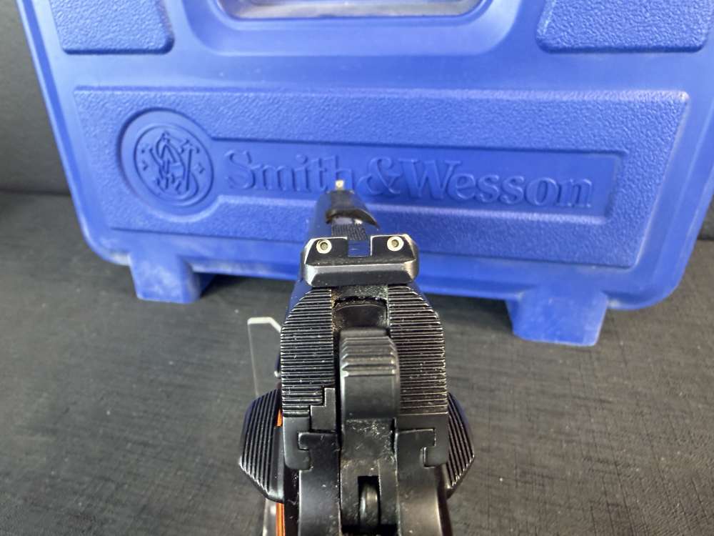 Smith & Wesson 1911 SC E-Series .45 ACP 4.25" Black/Stainless Original box-img-4