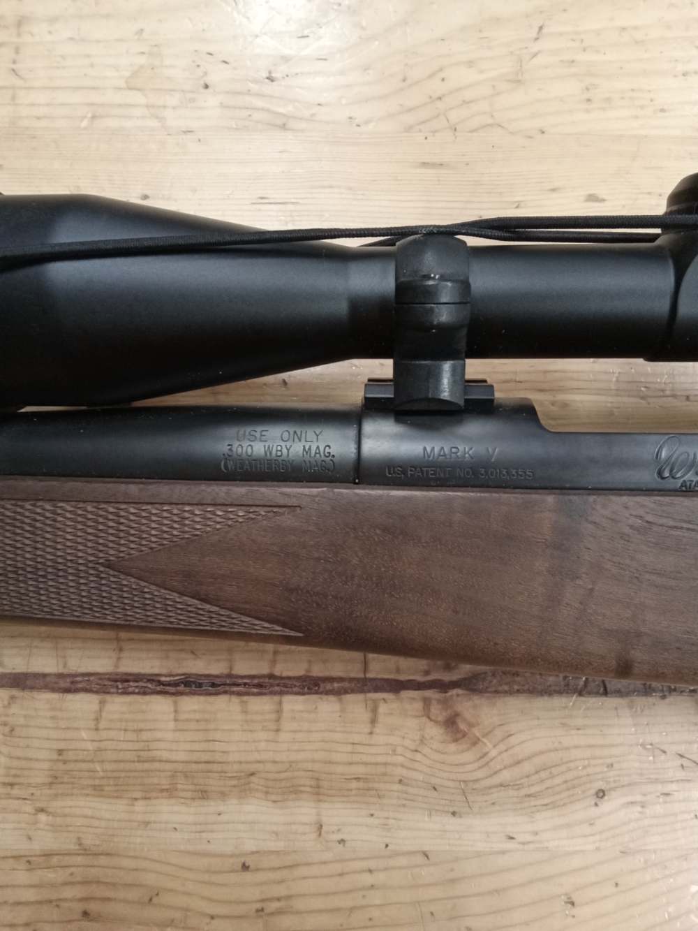 Used Weatherby Mark V .300 WBY mag-img-4