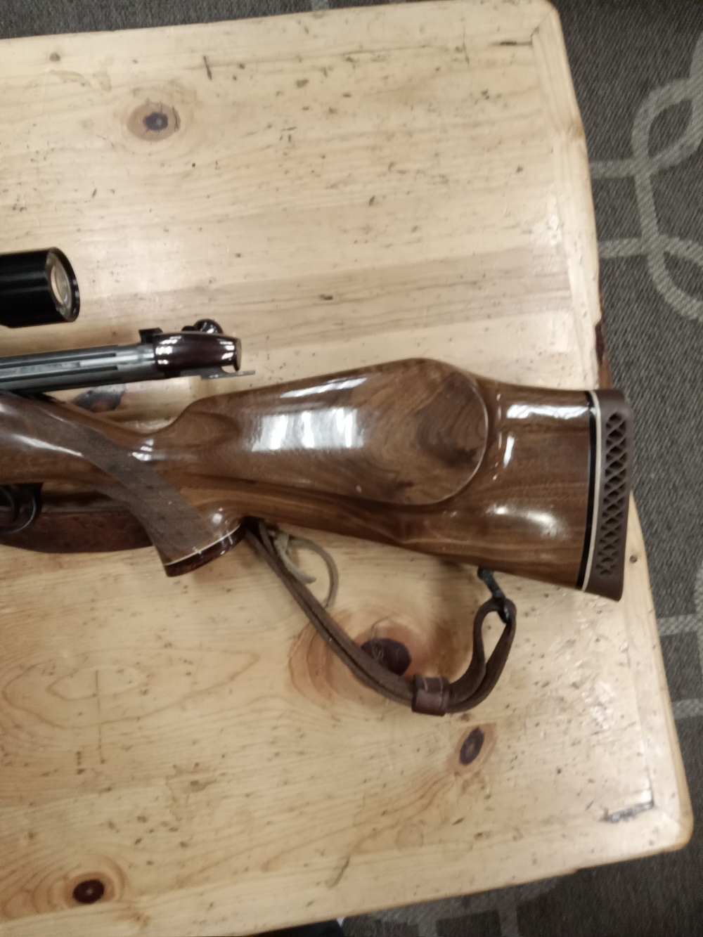 Used Weatherby Mark V .257 mag-img-4
