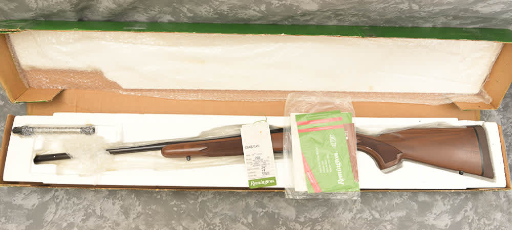 1989 Remington 700 Classic .300 Weatherby Mag 24" NEW IN BOX * HANG TAG-img-3