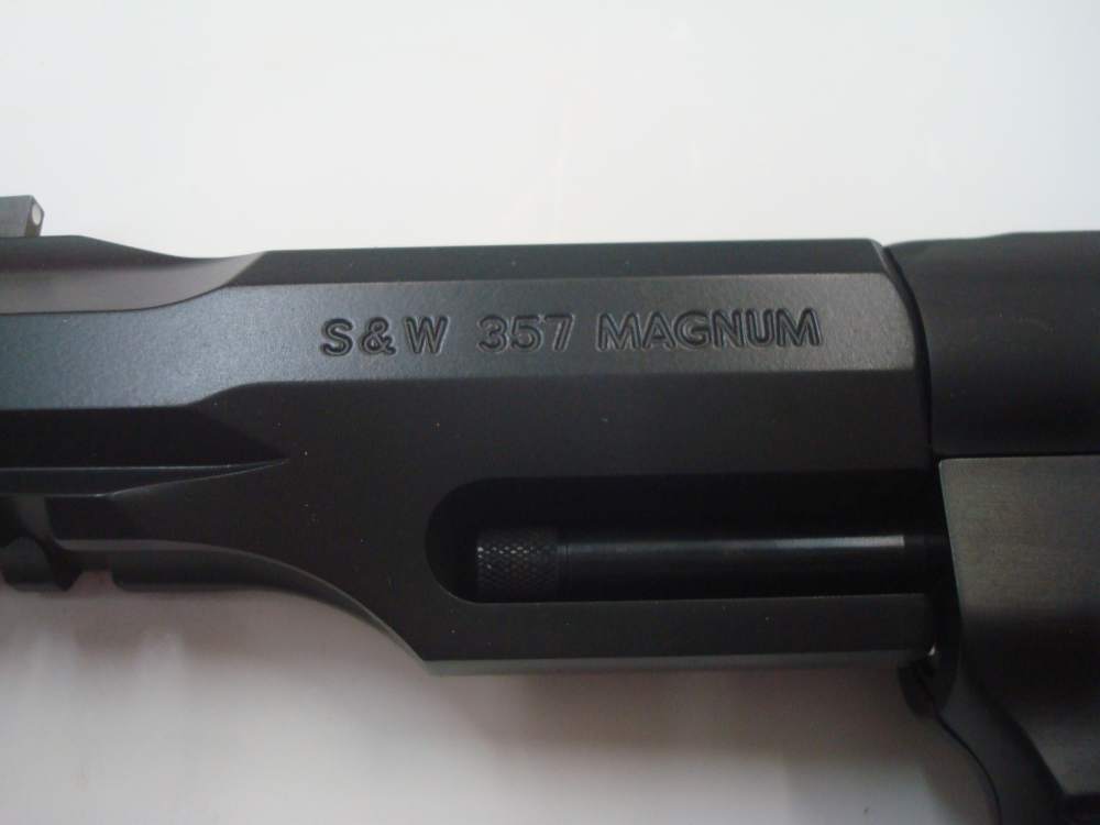 Smith & Wesson Model: 327 M&P R8, .357 Magnum, Revolver, SKU 170292-img-12
